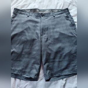 Ben Hogan Men's Athletic Shorts. Size 38" Waist. 10" Inseam.